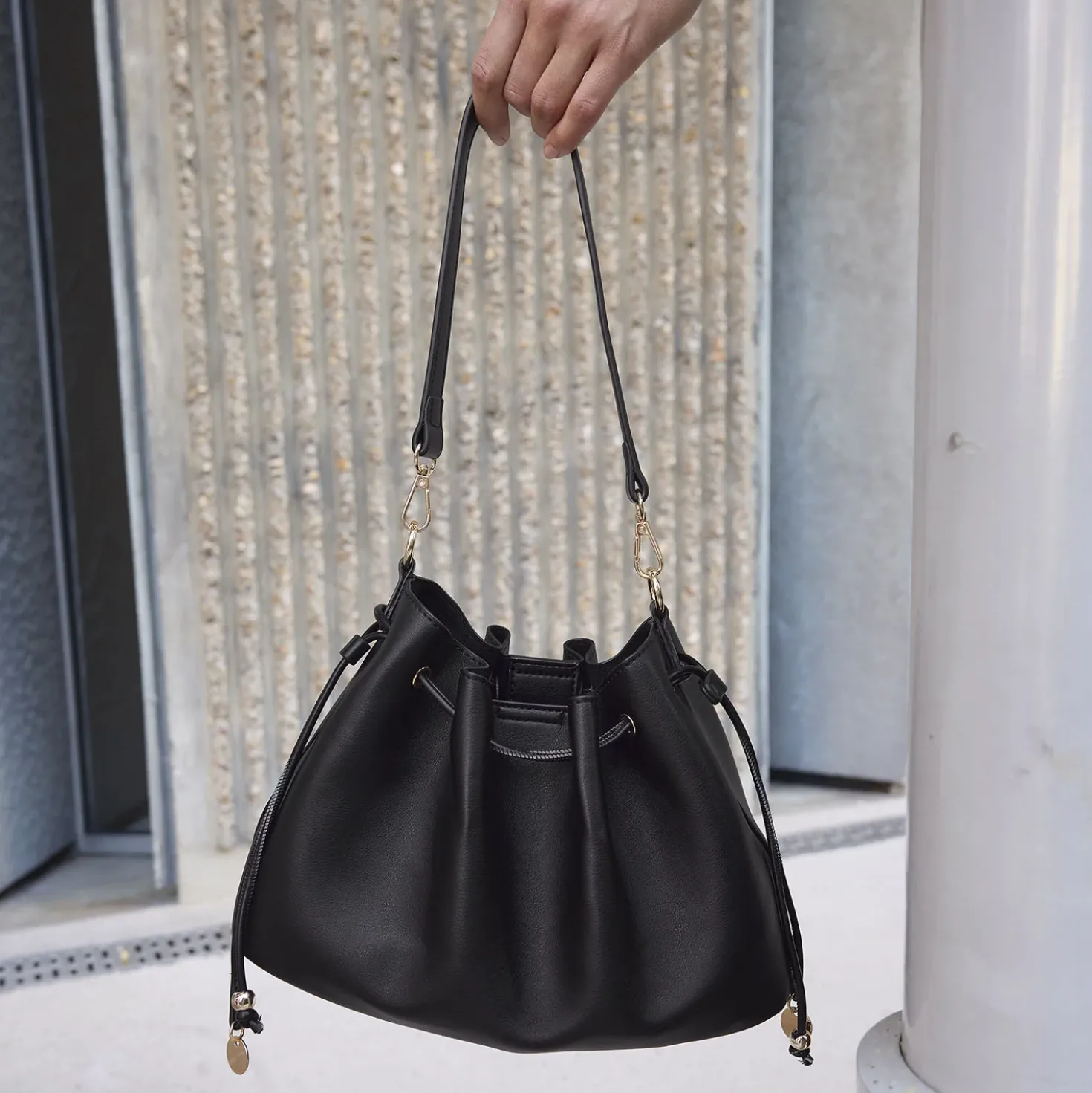 Sac seau noir