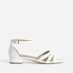 Sandale blanche brides tressées