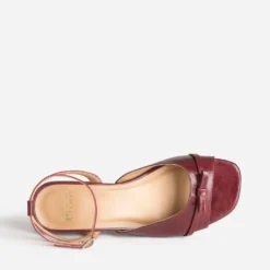 Sandale bordeaux cuir
