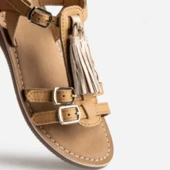 Sandale BUGGY marron cuir pampilles amovibles