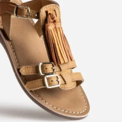 Sandale BUGGY marron cuir pampilles amovibles
