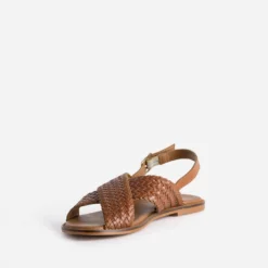 Sandale cognac cuir tressé