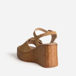 Sandale compensée beige cuir velours