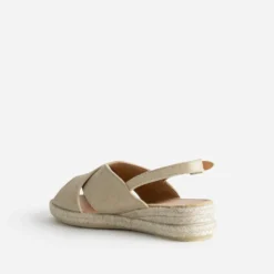 Sandale compensée beige doré cuir velours