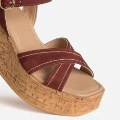 Sandale compensée bordeaux cuir velours