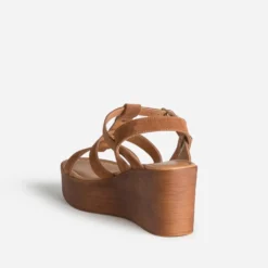 Sandale compensée camel cuir velours décor bijou