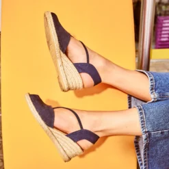 Sandale compensée marine cuir velours éco-conçu