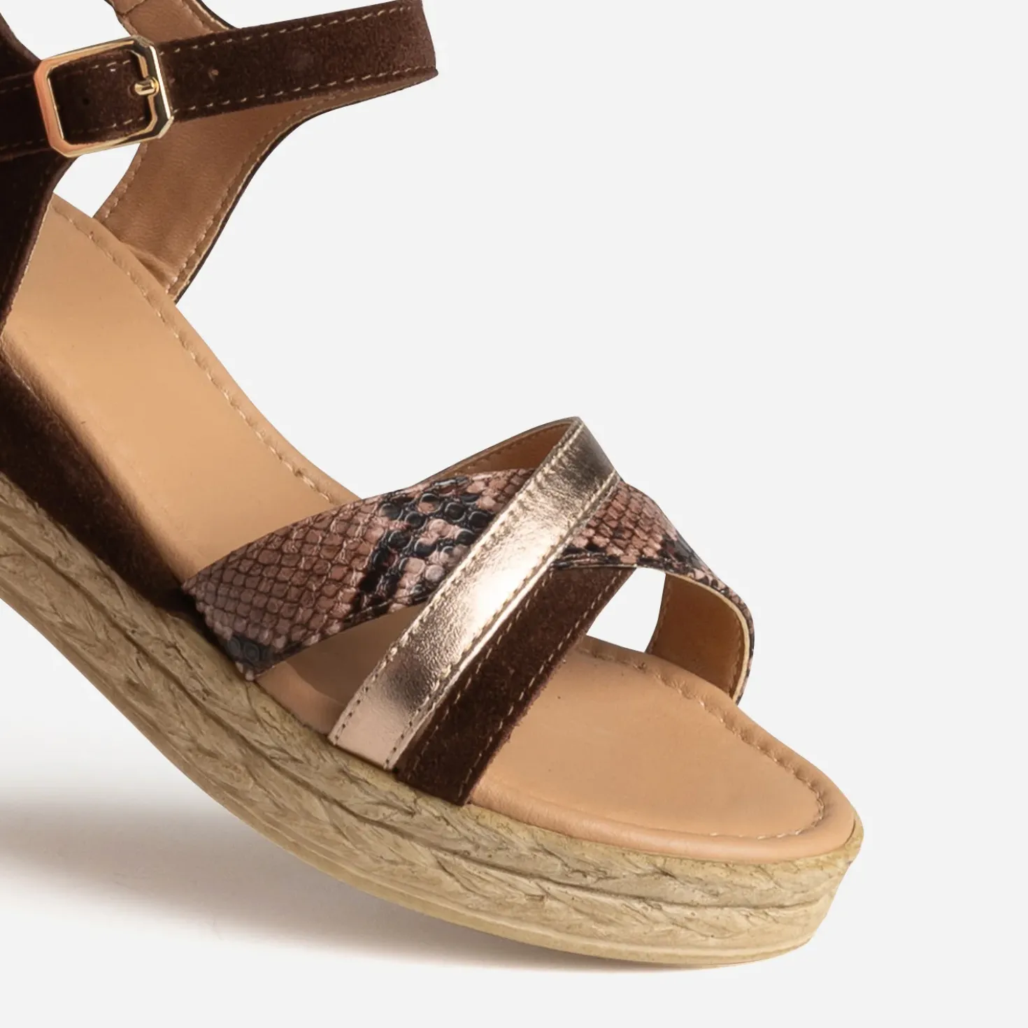 Sandale compensée marron cuir velours