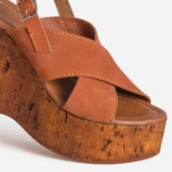 Sandale compensée orange cuir velours