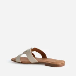 Sandale écrue cuir et anneau