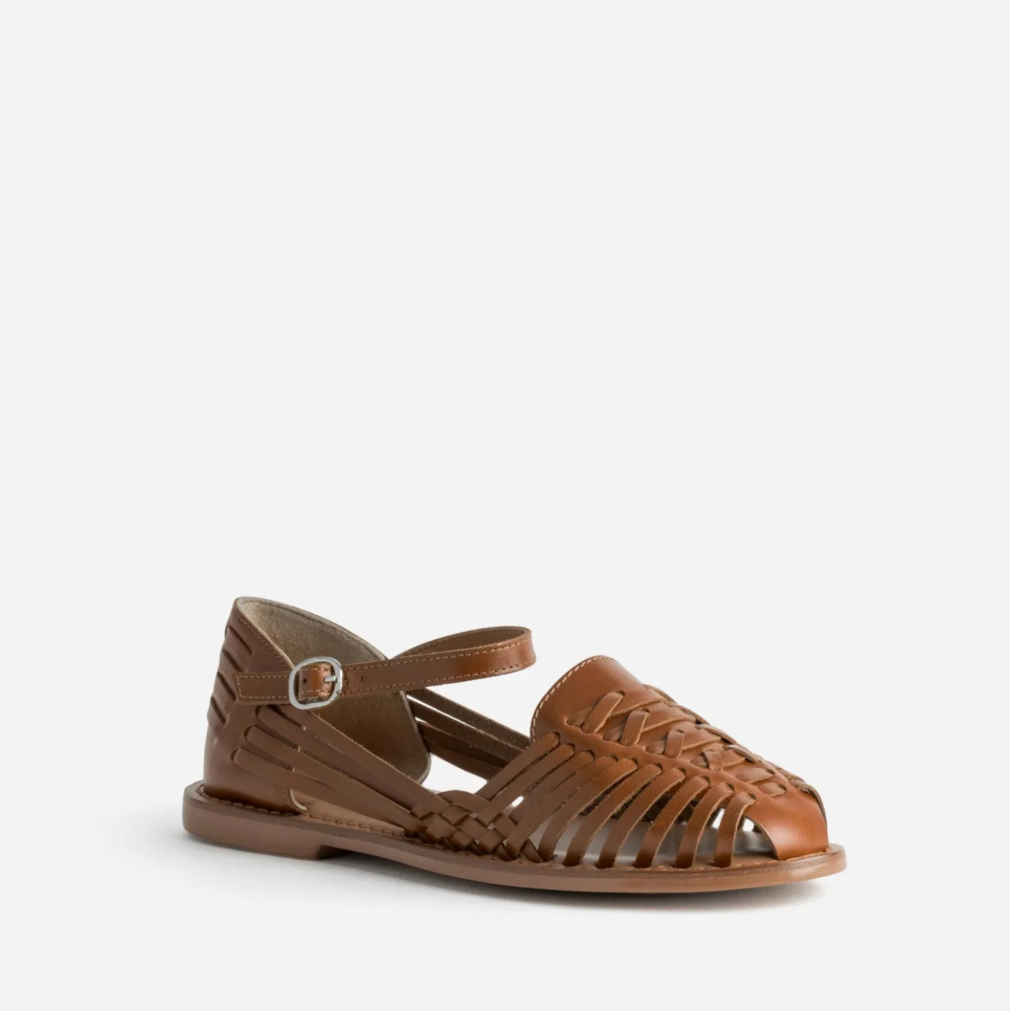 Sandale fermée cognac en cuir tressé
