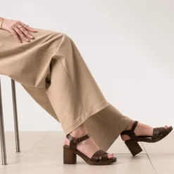 Sandale marron cuir