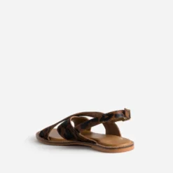 Sandale marron cuir effet poulain motif vache