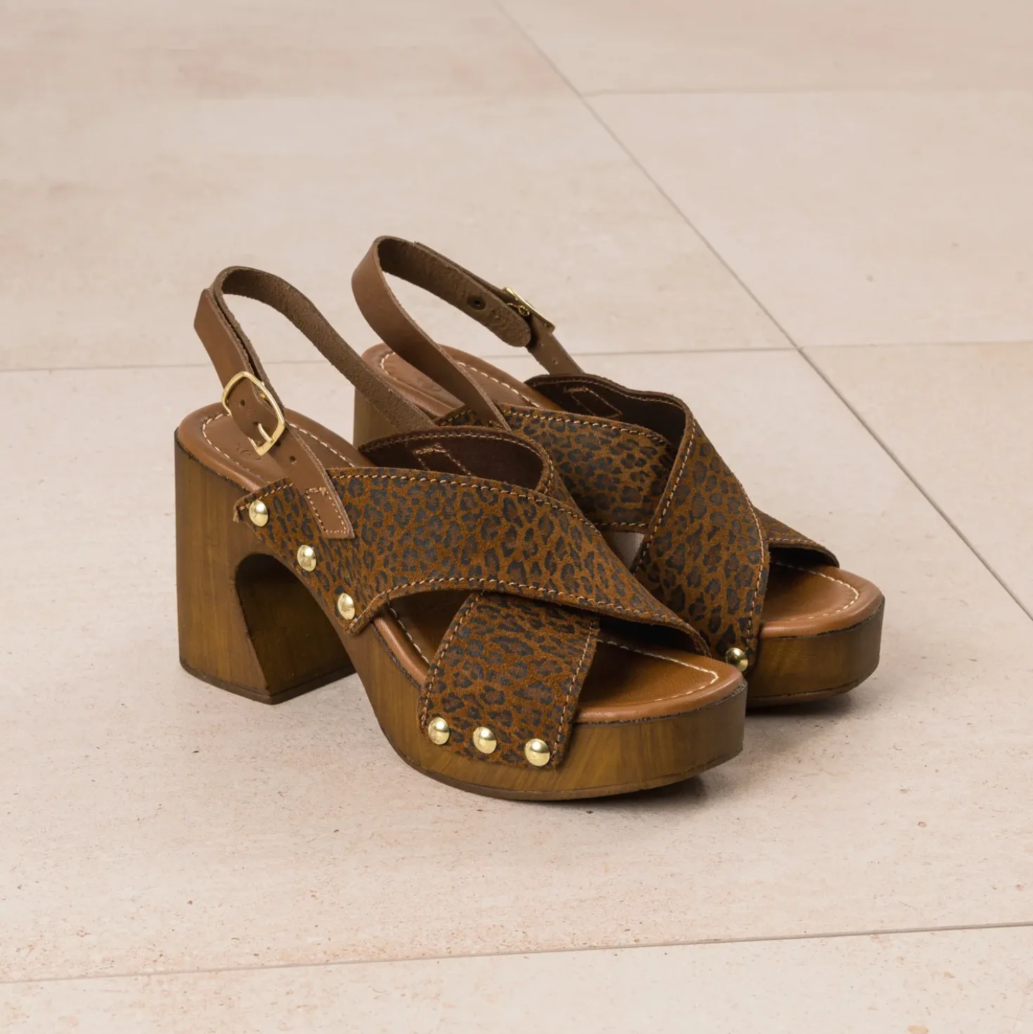 Sandale marron cuir velours motif léopard
