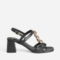 Sandale noire cuir décor bijoux