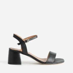 Sandale à talon noire cuir