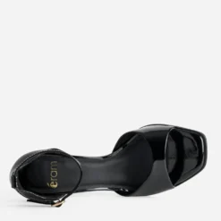 Sandale talon noire vernie