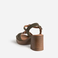 Sandale talon plateforme en cuir kaki