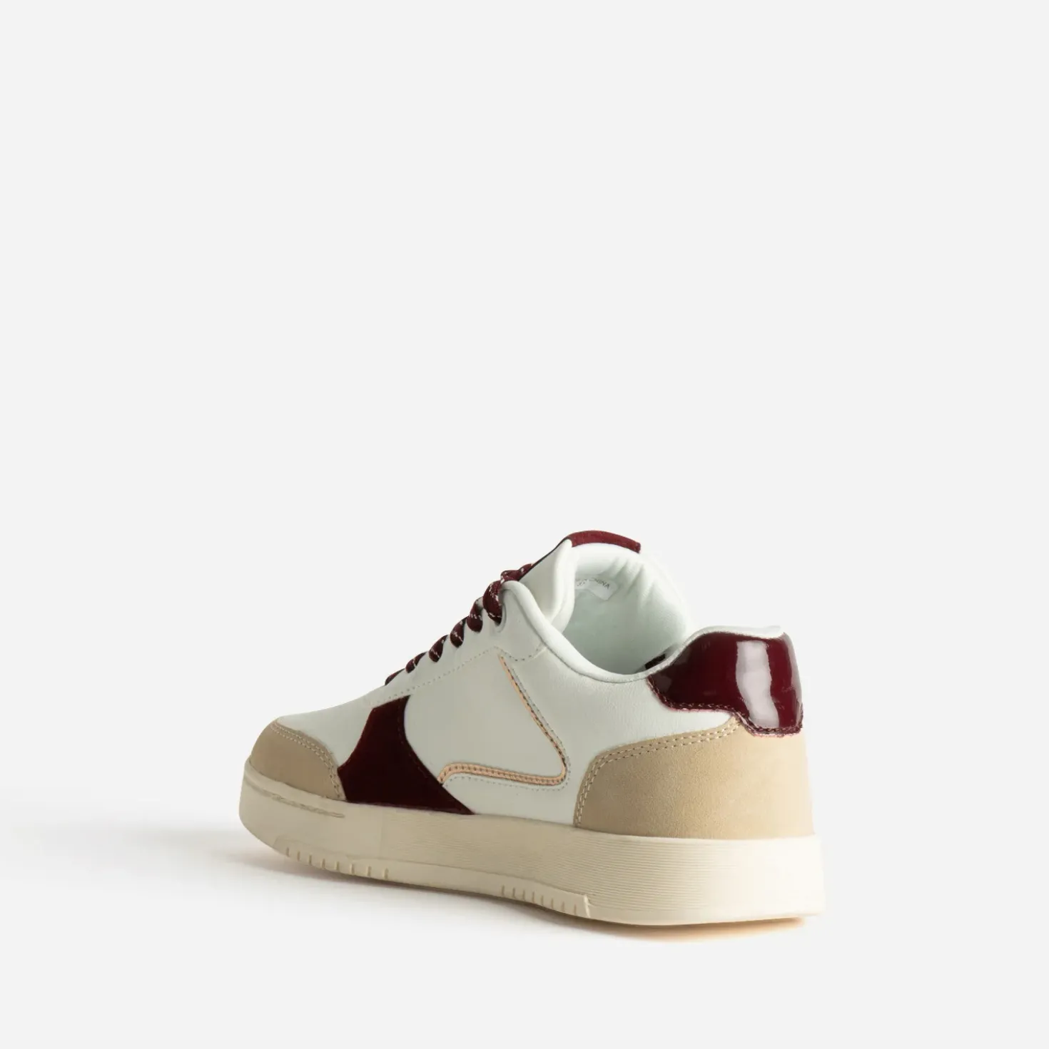 Tennis blanche, beige et bordeaux