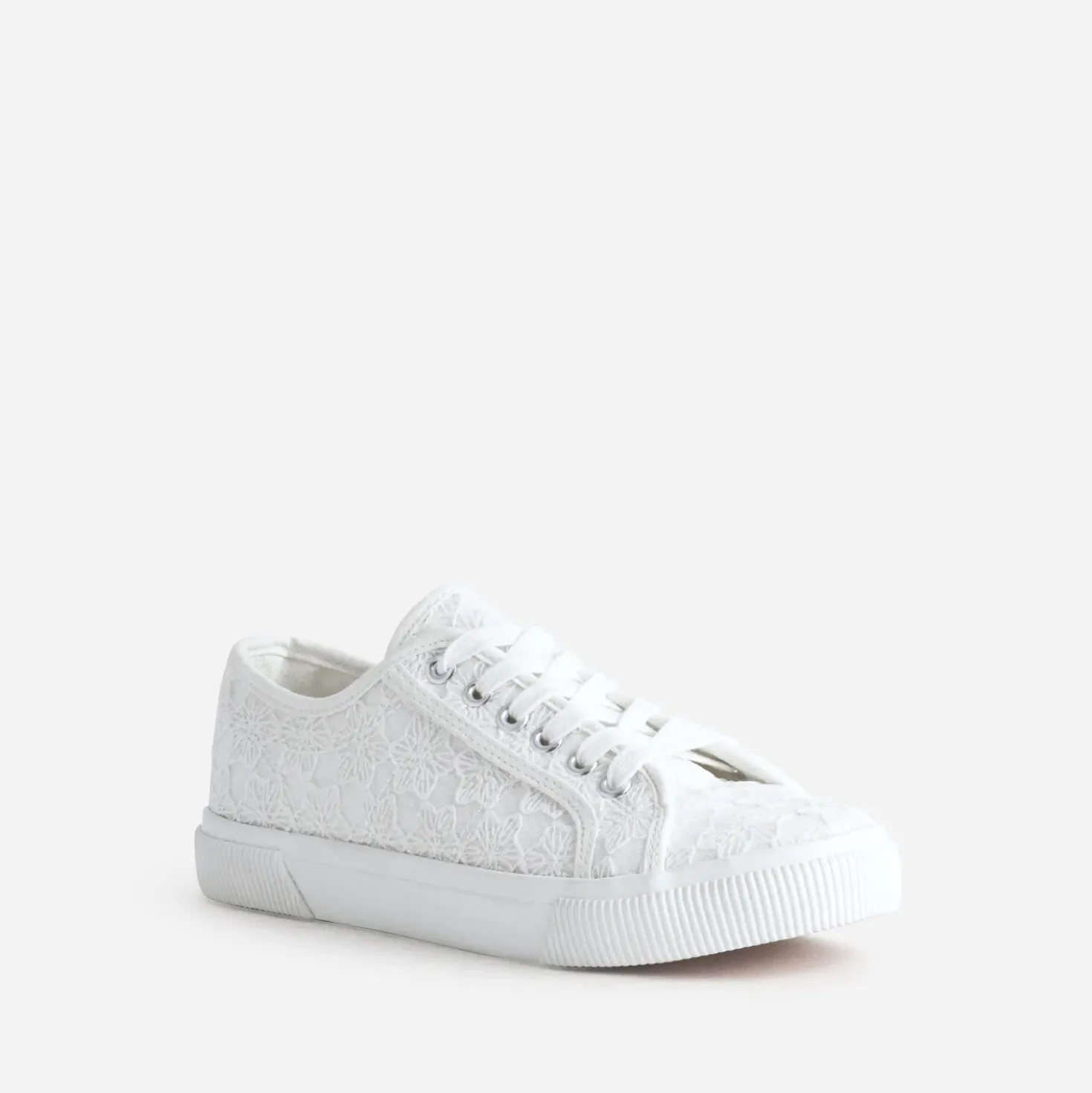 Tennis blanche toile broderies fleurs