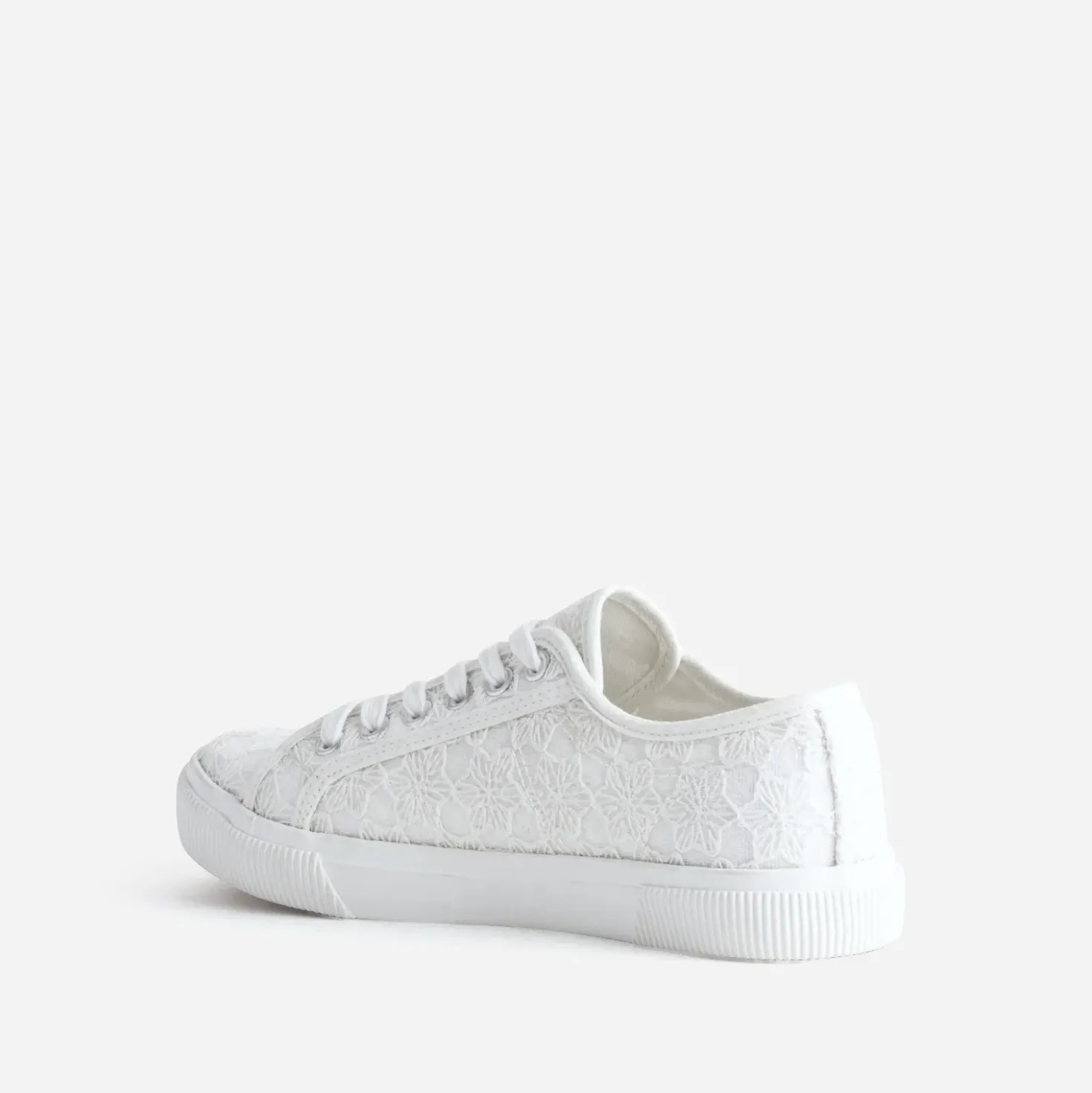 Tennis blanche toile broderies fleurs