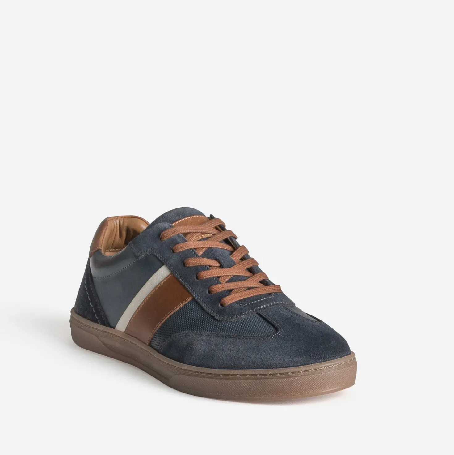 Tennis bleu marine et camel cuir