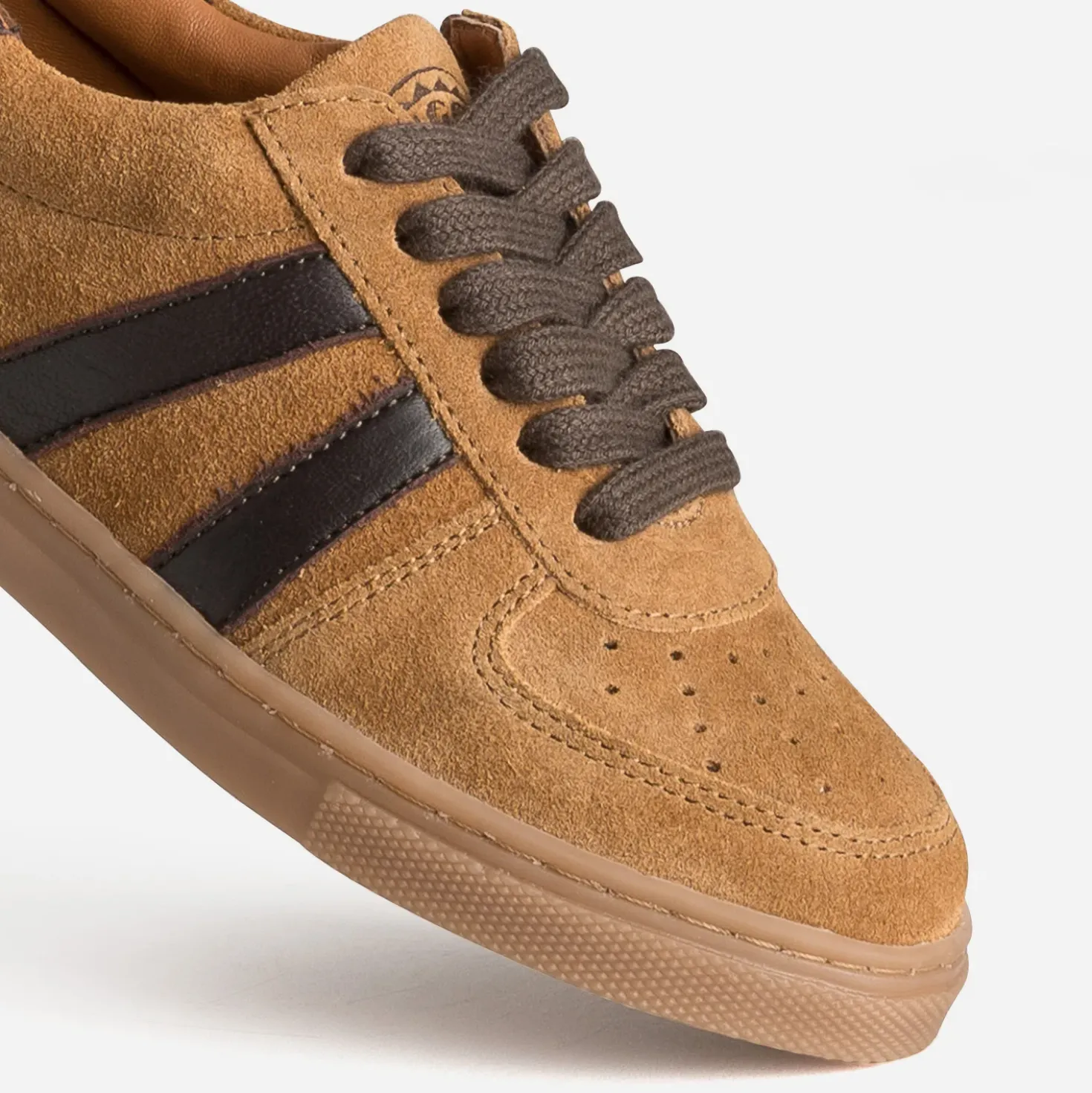 Tennis BUGGY camel cuir velours