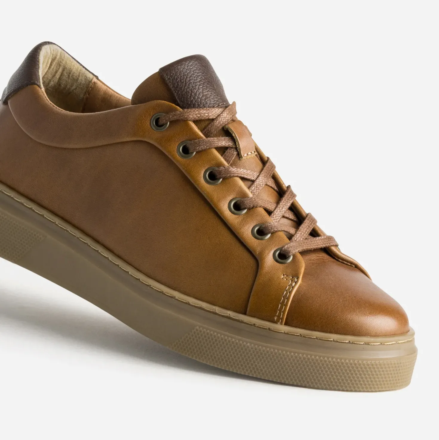 Tennis camel cuir