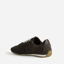 Tennis chocolat cuir velours double lacet