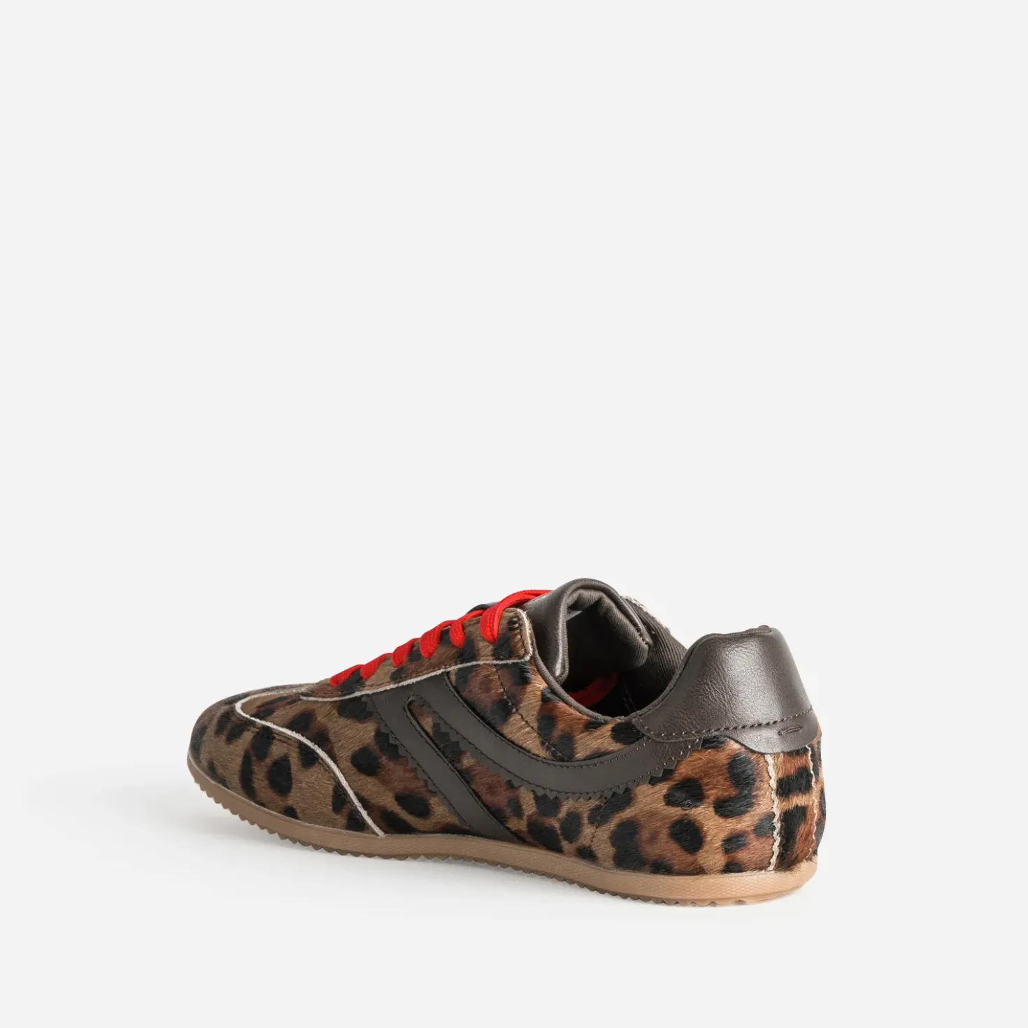 Tennis marron cuir motif léopard lacet rouge