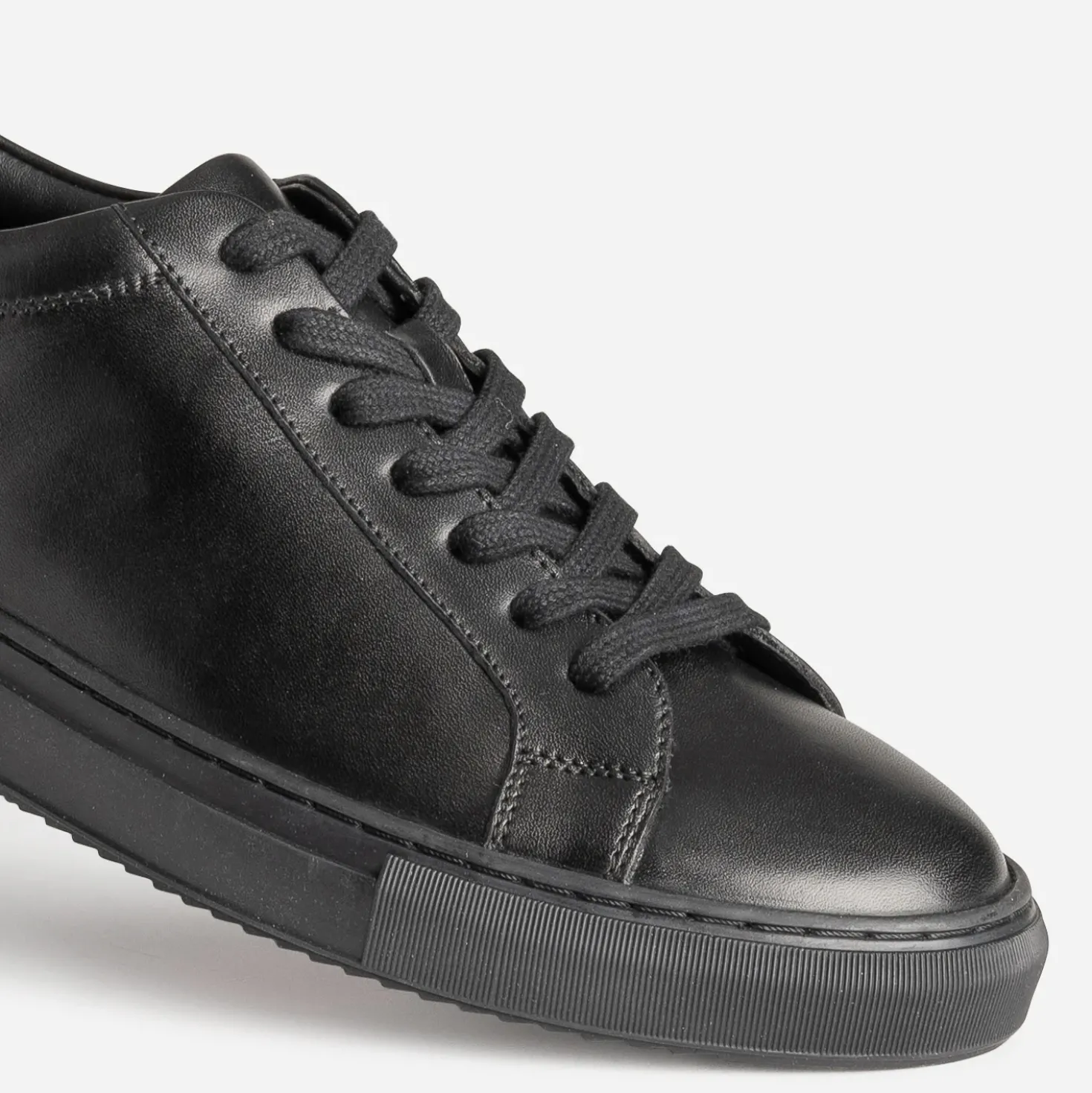 Tennis noire cuir