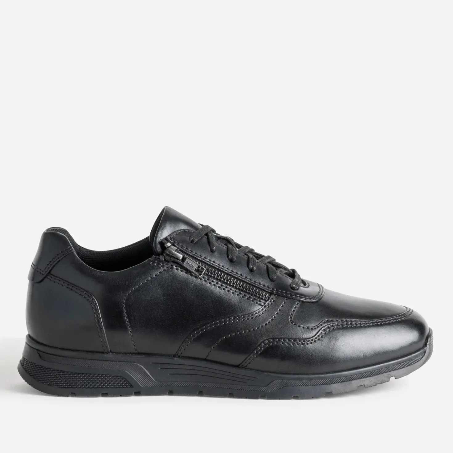 Tennis noire cuir avec zip côté