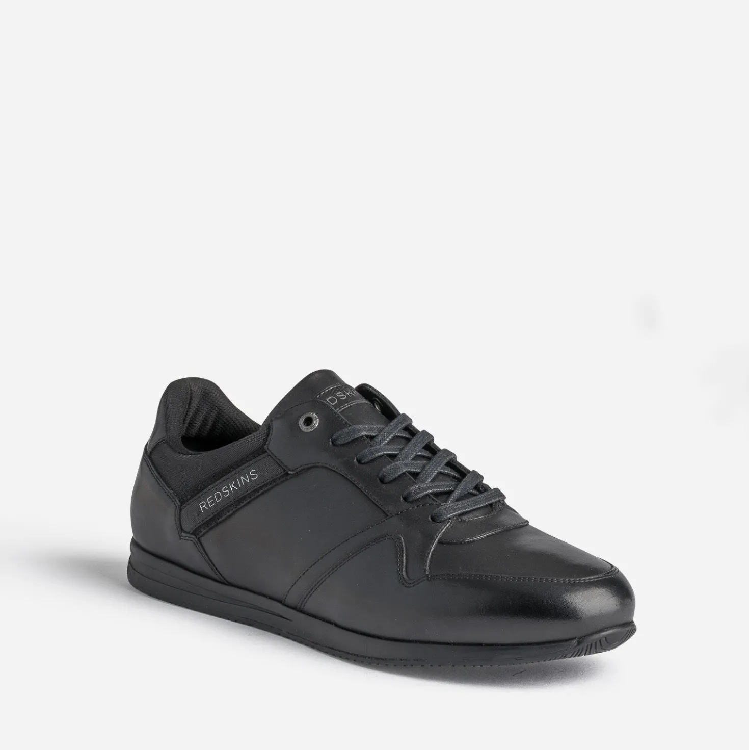 Tennis REDSKINS noire en cuir