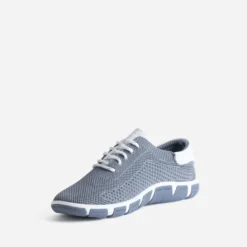 Tennis TBS bleu clair en mesh