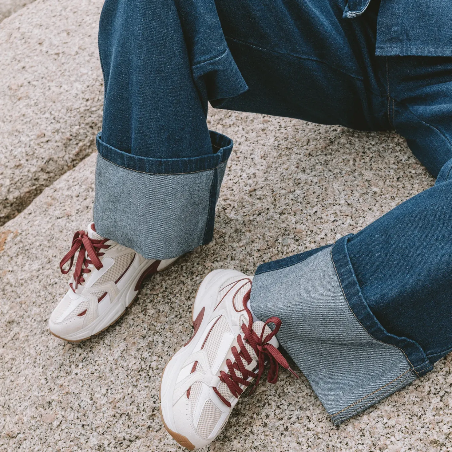 Tennis TEXTO beige et bordeaux