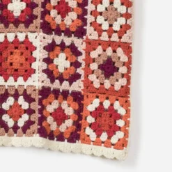 Top TEXTO écru crochet couleur